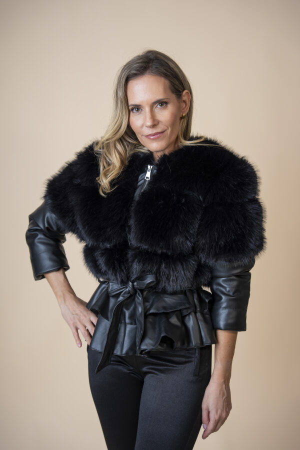 Abrigo Noir Fur Binah